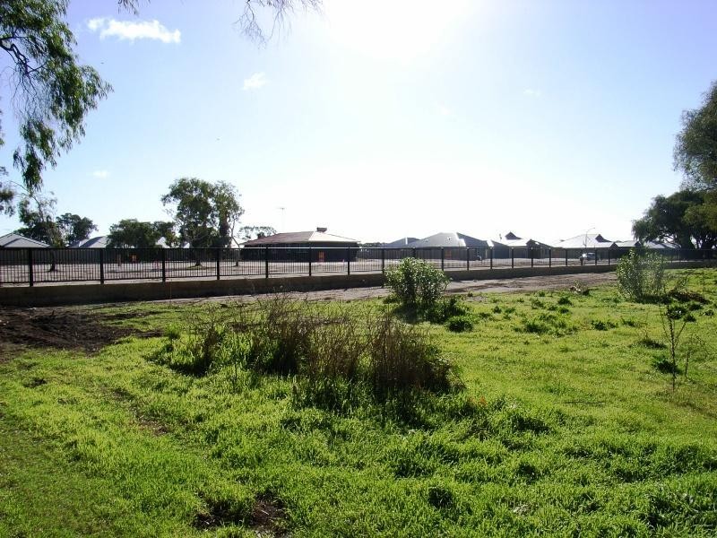 114 Broadwater Boulevard, Broadwater WA 6280