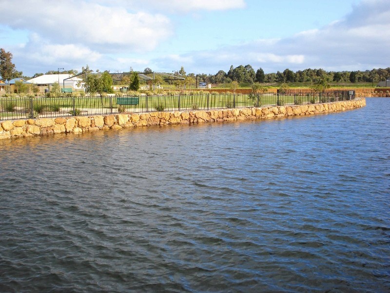 33 Castleroy Terrace, Dunsborough WA 6281