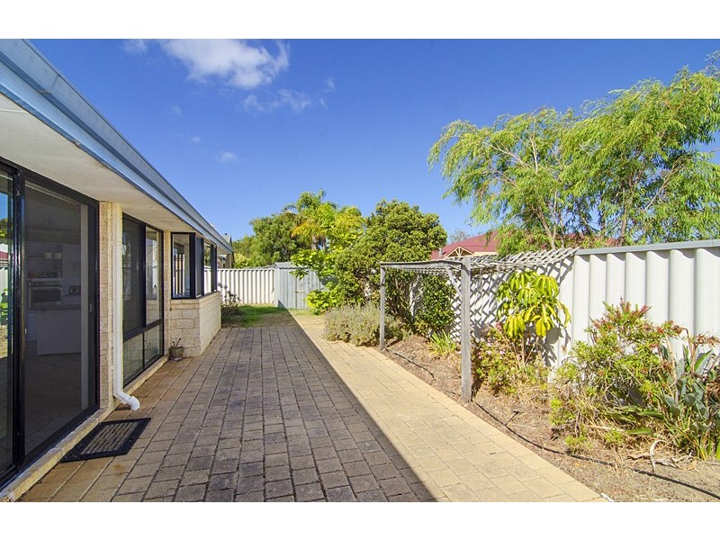 9 Spindrift Cove, Quindalup WA 6281