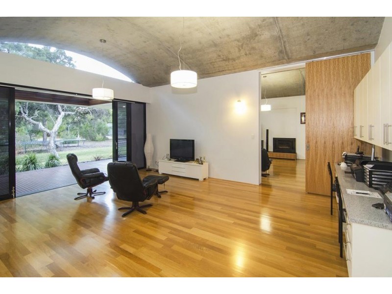 2 Waratah Court, West Busselton WA 6280