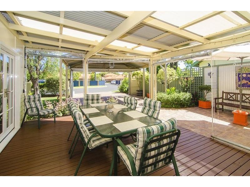 2 Dorset Street, West Busselton WA 6280