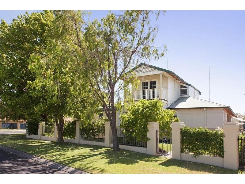 2 Dorset Street, West Busselton WA 6280