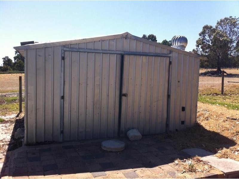 114 Nuttman Road, Chapman Hill WA 6280