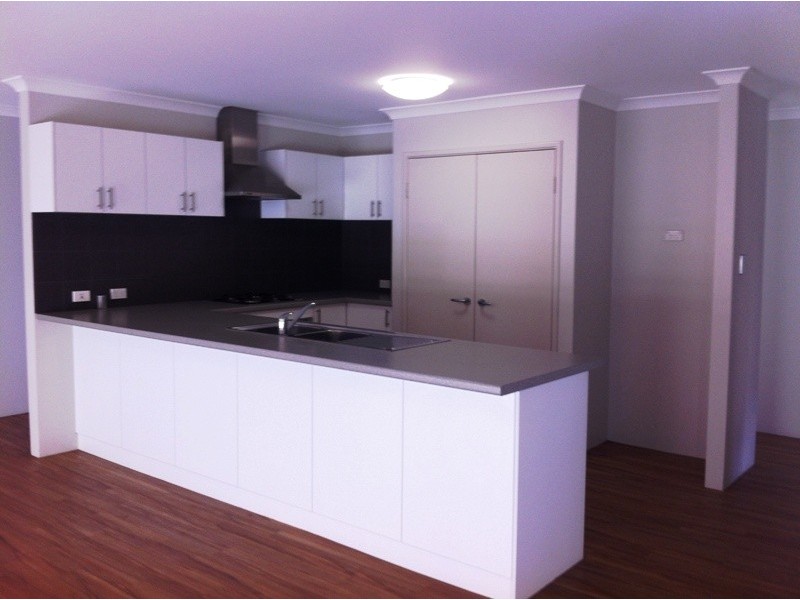 12 Mary Road, Yalyalup WA 6280