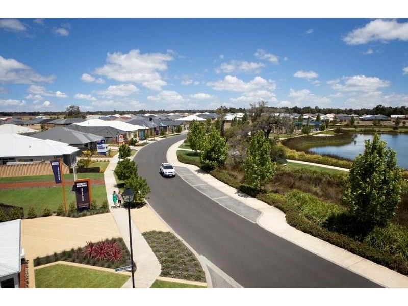 7 Hawker Approach, Yalyalup WA 6280