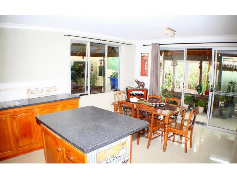 27 Leschenaultia Avenue, Margaret River WA 6285