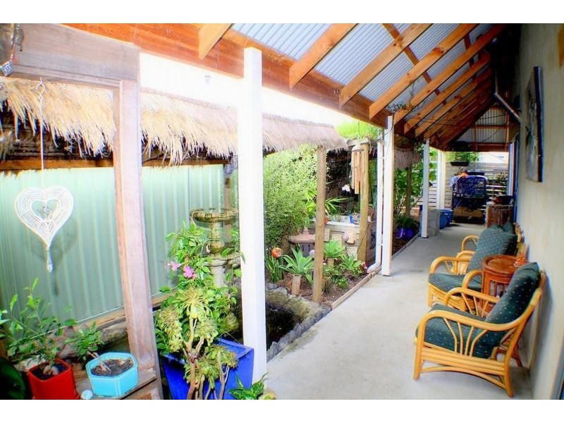 27 Leschenaultia Avenue, Margaret River WA 6285