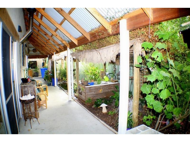 27 Leschenaultia Avenue, Margaret River WA 6285