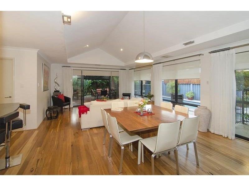 5 Clematis Way, Broadwater WA 6280