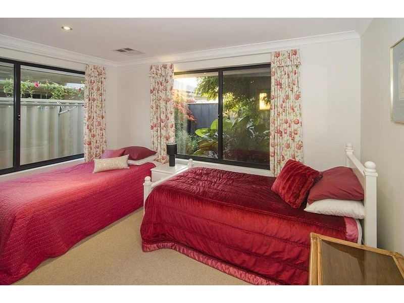 5 Clematis Way, Broadwater WA 6280