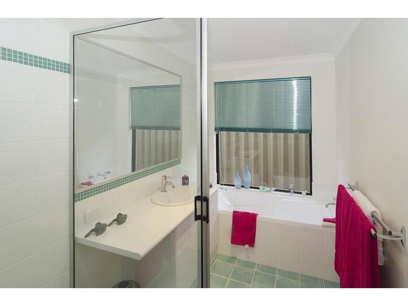 5 Clematis Way, Broadwater WA 6280