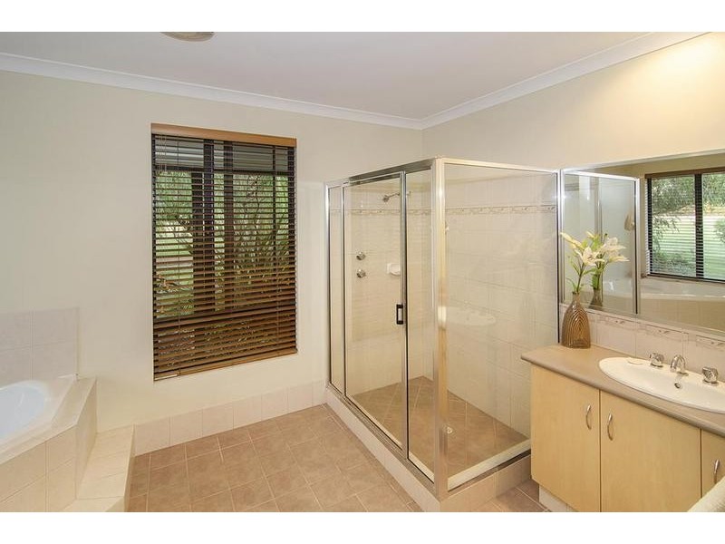 121 Estuary Waters Drive, Reinscourt WA 6280