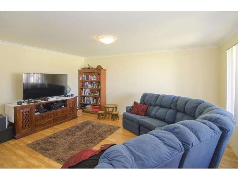 4 Lyrebird Road, Broadwater WA 6280