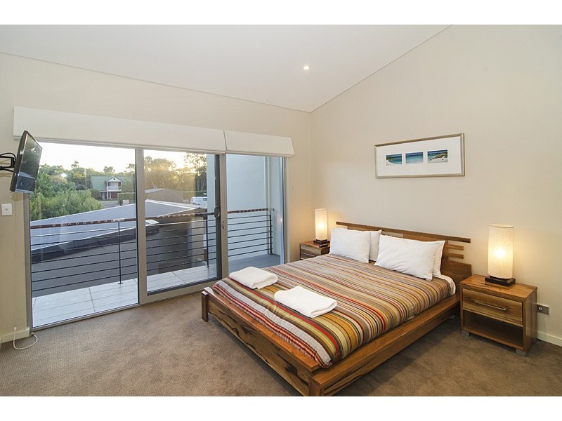 15B/77 Gifford Road, Dunsborough WA 6281