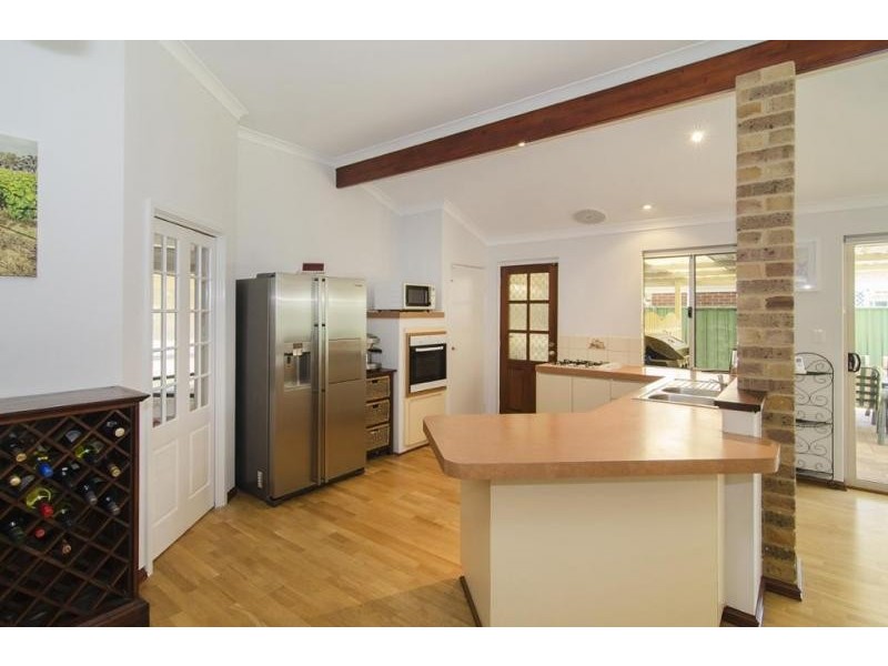 4 Joondalup Court, West Busselton WA 6280