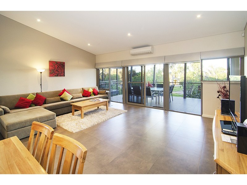 15A/77 Gifford Road, Dunsborough WA 6281