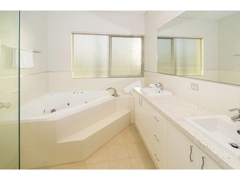 15A/77 Gifford Road, Dunsborough WA 6281