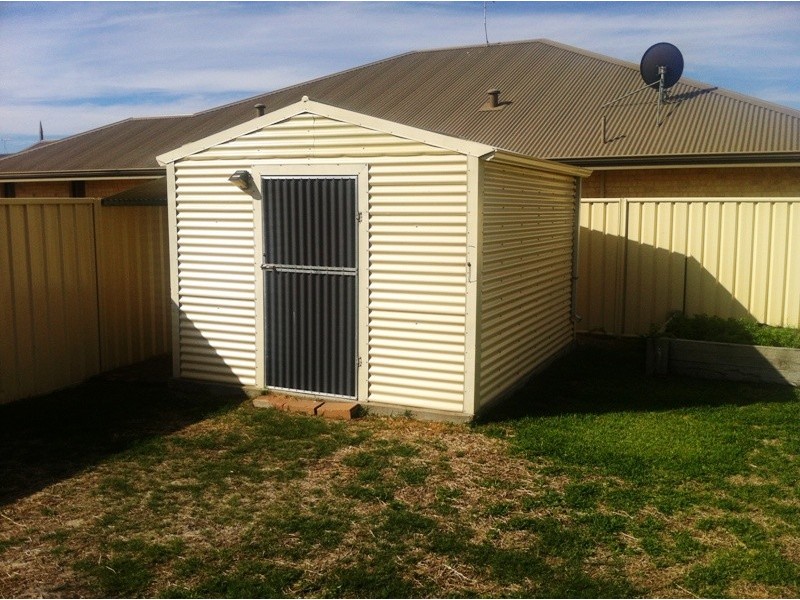 43 New River Ramble, West Busselton WA 6280