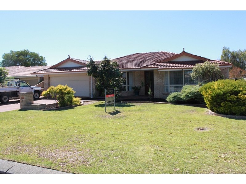 9 Lilly Crescent, West Busselton WA 6280