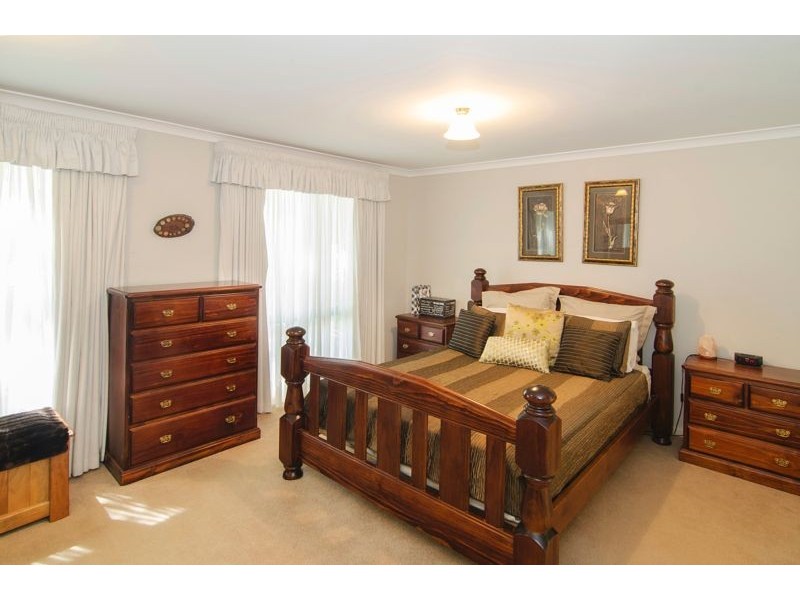 14 Canterbury Place, West Busselton WA 6280