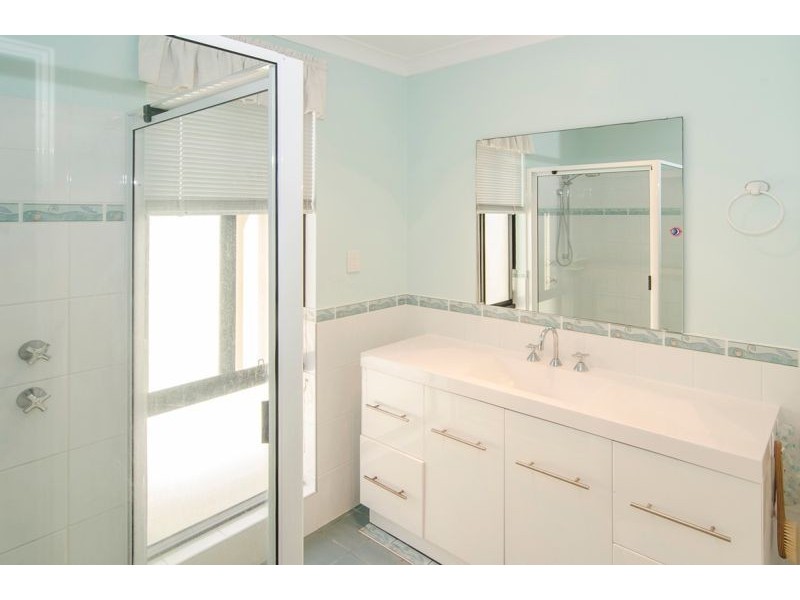 14 Canterbury Place, West Busselton WA 6280