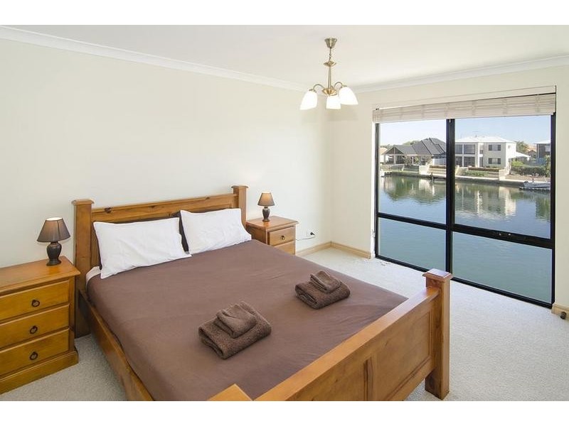 39 Lanyard Boulevard, Geographe WA 6280