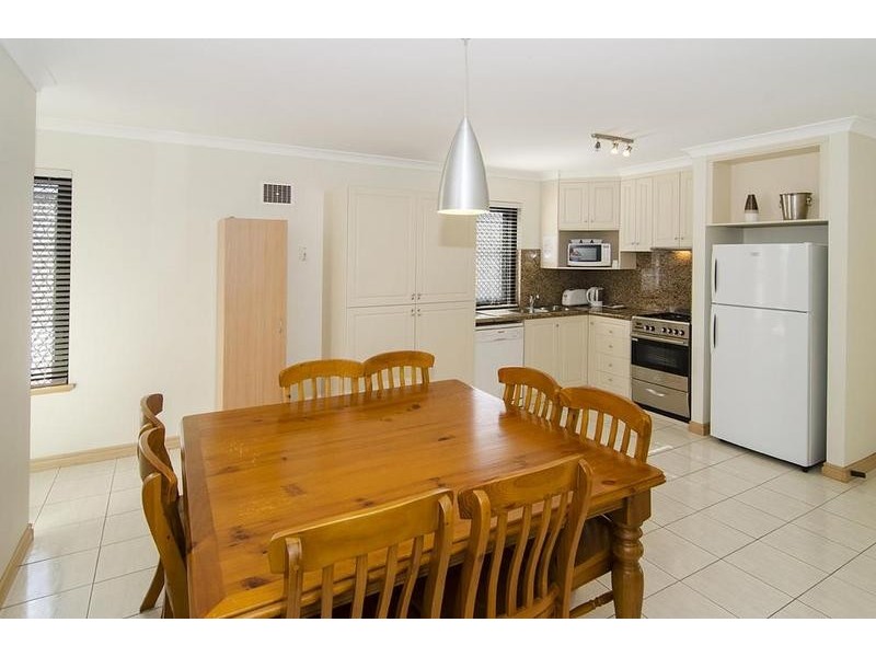 39 Lanyard Boulevard, Geographe WA 6280