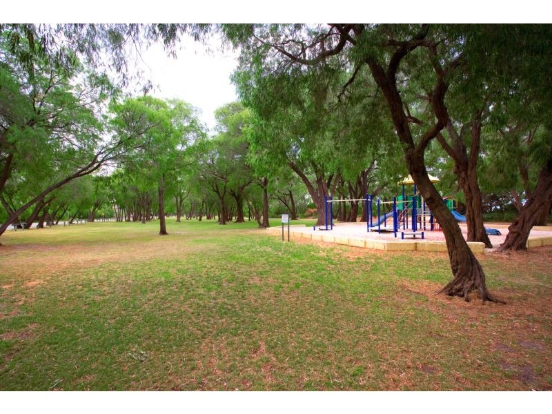 7 Chieftain Crescent, Dunsborough WA 6281