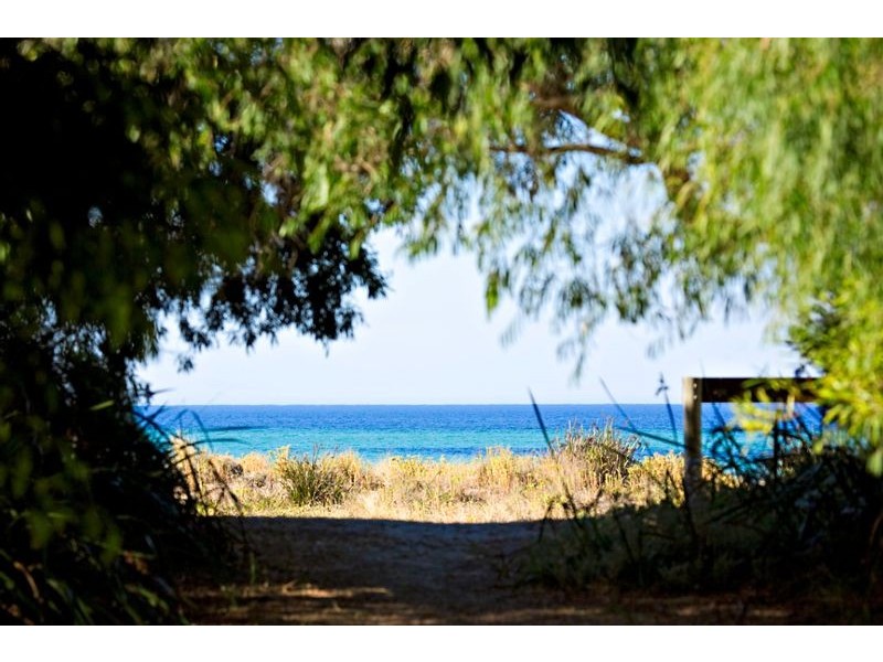 7 Chieftain Crescent, Dunsborough WA 6281