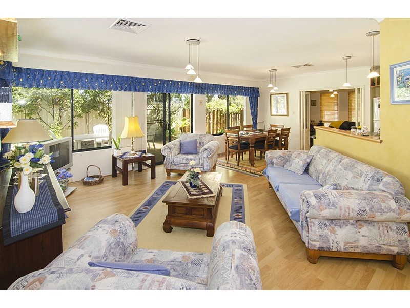 28 Wilson Avenue, Quindalup WA 6281