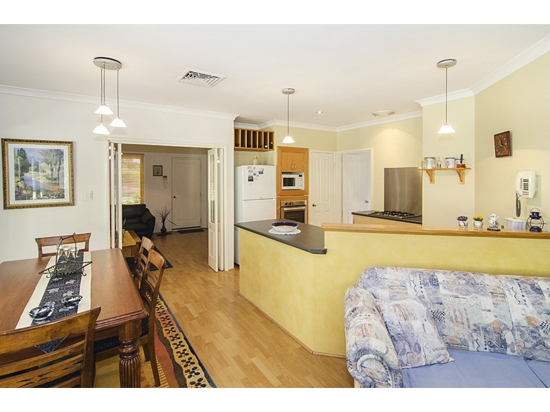28 Wilson Avenue, Quindalup WA 6281