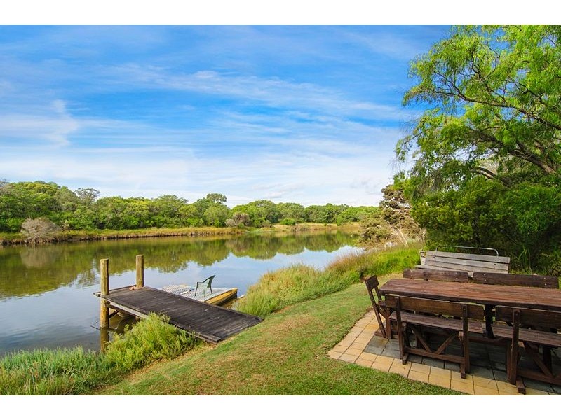 1058 Caves Road, Quindalup WA 6281