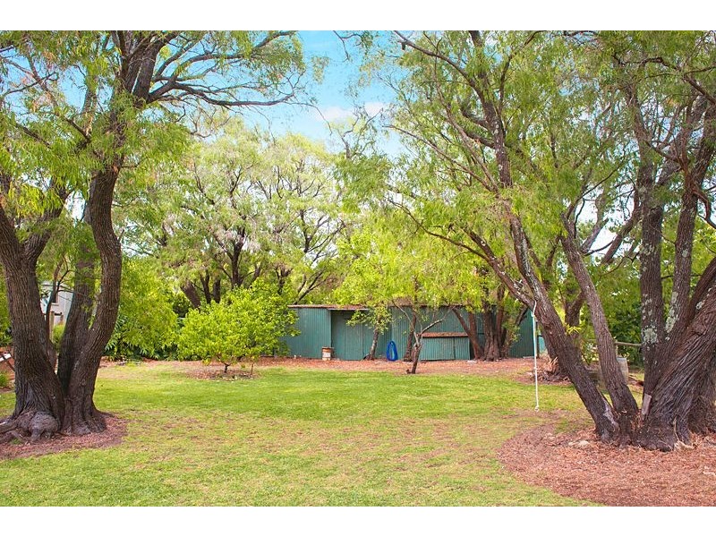 1058 Caves Road, Quindalup WA 6281