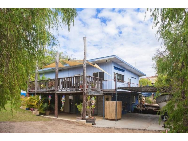 13 Gwenydd Way, Peppermint Grove Beach WA 6271