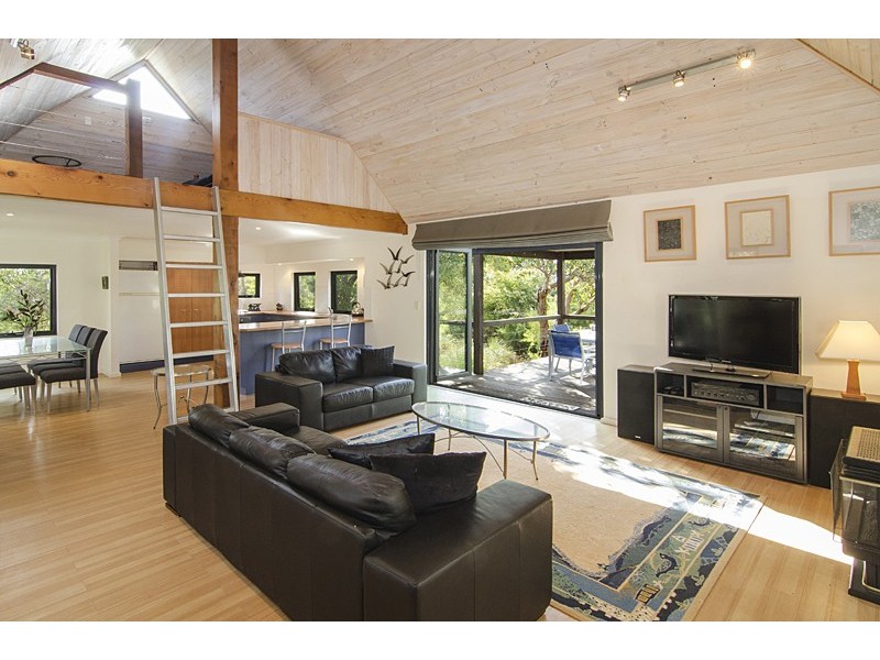 36 Eagle Bay Road, Eagle Bay WA 6281