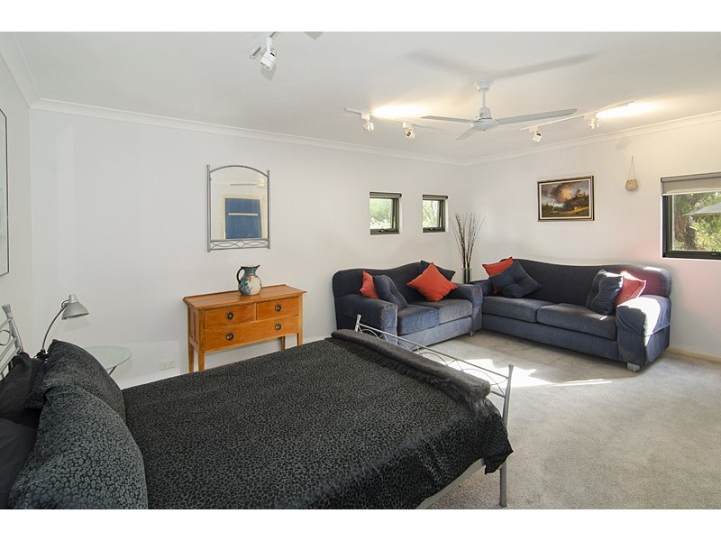 36 Eagle Bay Road, Eagle Bay WA 6281