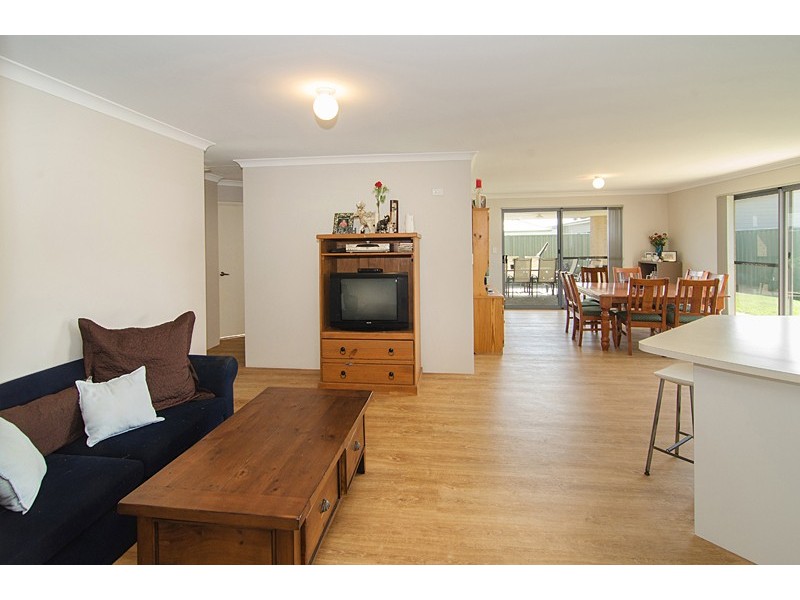 12 Tamarix Crescent, Margaret River WA 6285