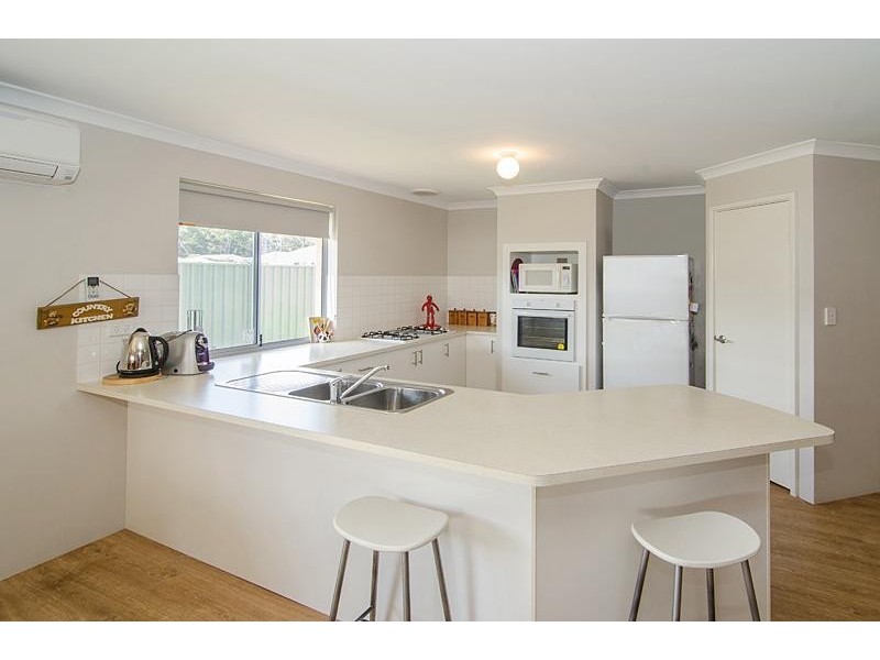 12 Tamarix Crescent, Margaret River WA 6285