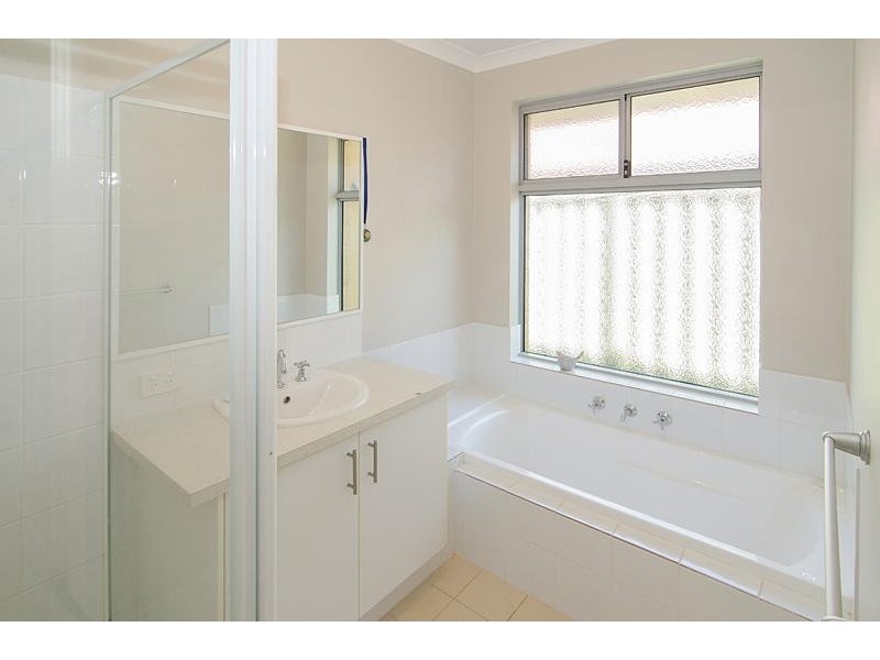 12 Tamarix Crescent, Margaret River WA 6285