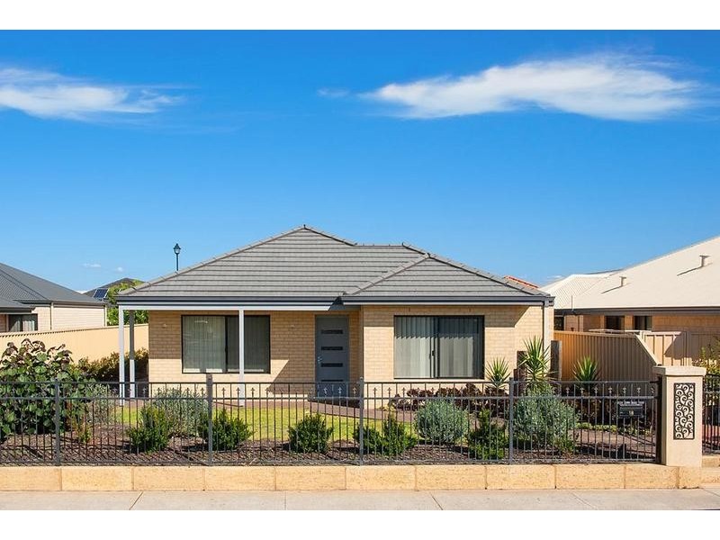 18 Matisse Way, Yalyalup WA 6280