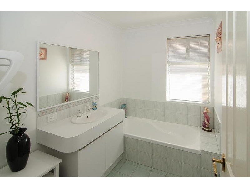 3 Canon Retreat, West Busselton WA 6280