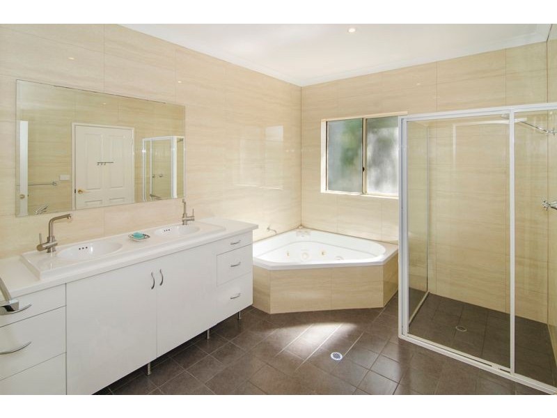 1 Riverslea Drive, Margaret River WA 6285
