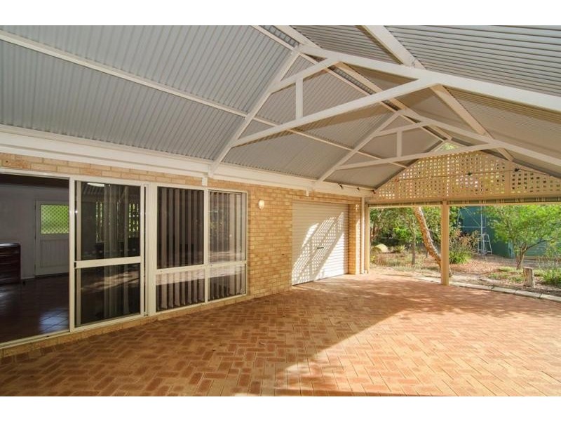 13 Kalgaritch Avenue, West Busselton WA 6280