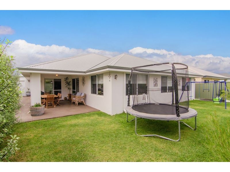 6 Harrow Terrace, Vasse WA 6280