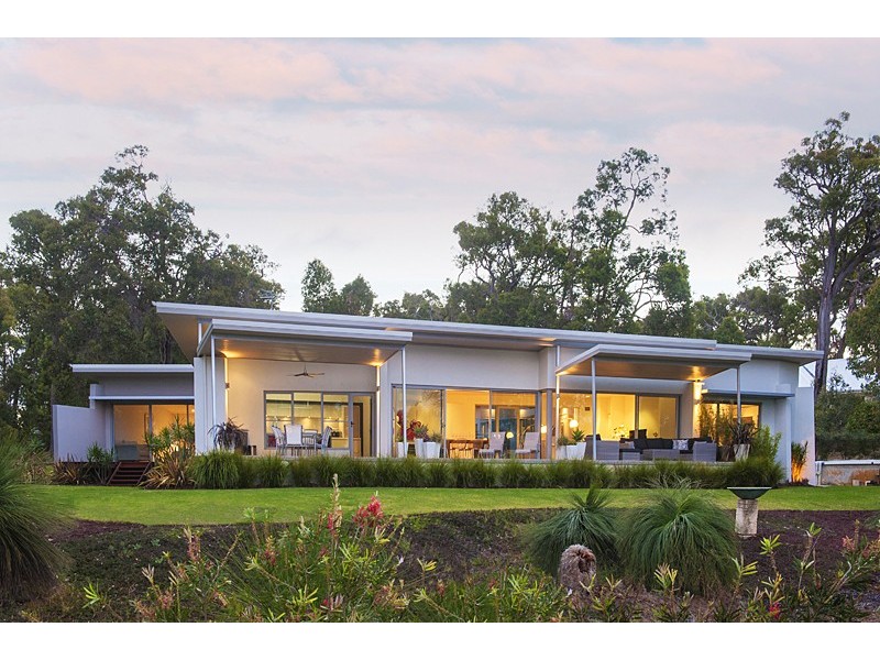 151 Vintners Drive, Dunsborough WA 6281