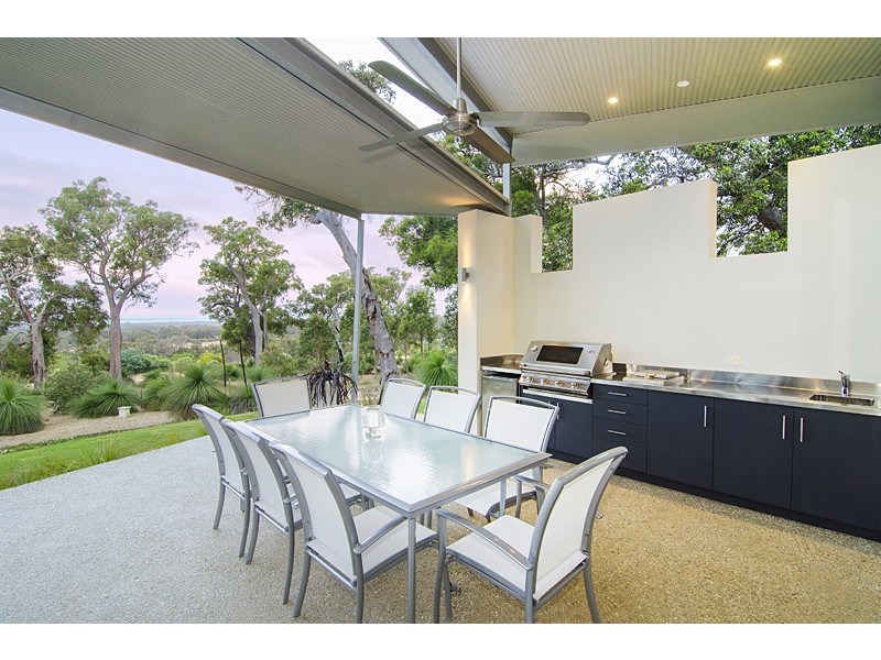 151 Vintners Drive, Dunsborough WA 6281