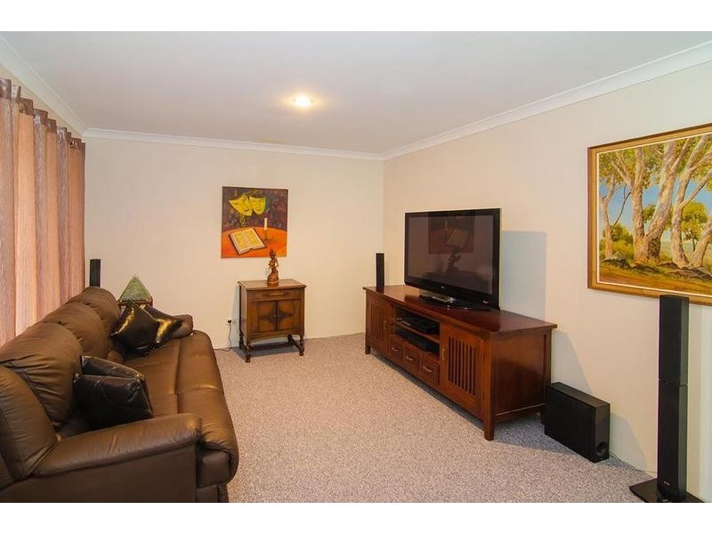 20 Pigeon Rise, Geographe WA 6280