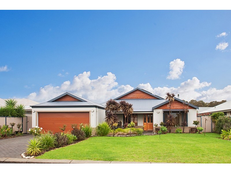 4 Lions Drive, Cowaramup WA 6284