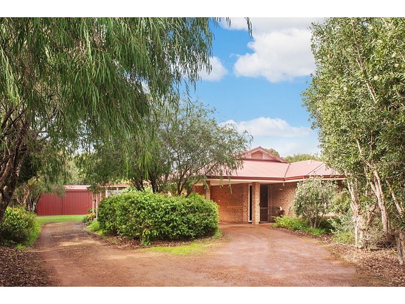 16 Windlemere Drive, Dunsborough WA 6281