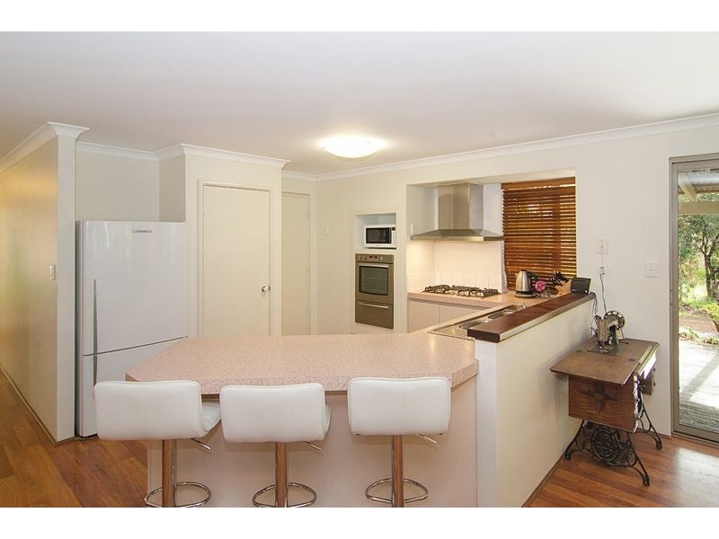 16 Windlemere Drive, Dunsborough WA 6281